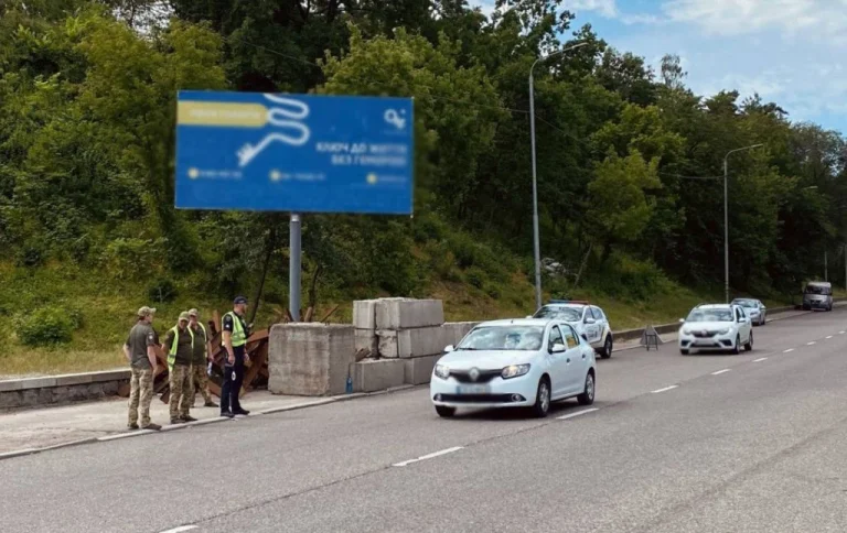 ТЦК перестали забирати водіїв на блокпостах: що змінилося