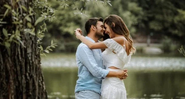 Жінки з дипломами частіше виходять заміж за успішних чоловіків без освіти: дослідження
