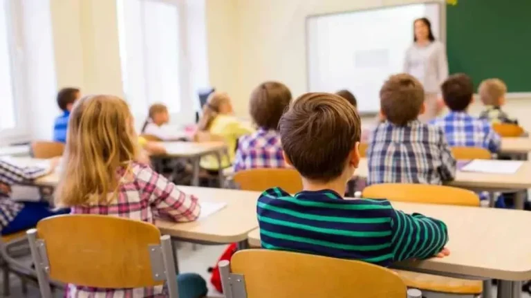 Частина школярів Одещини залишиться без осінніх канікул: коли дадуть відпочити